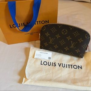 BNWT Louis Vuitton Cosmetic Pouch Pm. Made in FRANCE.